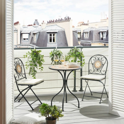 Balkonový nábytek